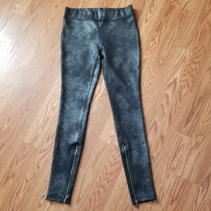 {Free People} Zipper Leggings